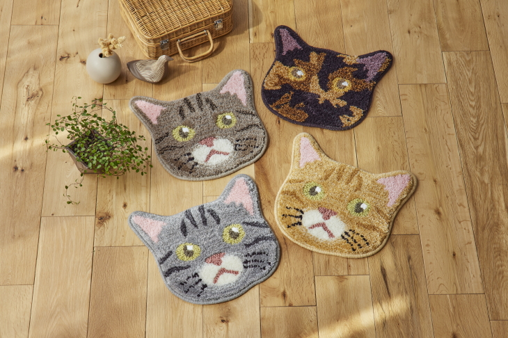 ネコカオチェアマット 可愛いネコのチェアマット 猫好きを意識した